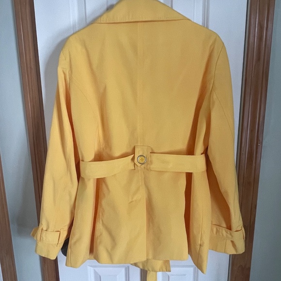 London Fog XL Bright Yellow Double Breasted Trench Raincoat - Picture 2 of 7